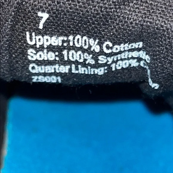 Blowfish Black and White Cats all over Graphic women's size 7  Sneakers - Picture 9 of 10